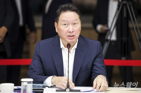 윤 대통령 체코 방문에 삼성·SK·LG 총수 '경제사절단' 동행
