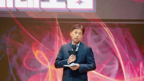 '포스트 HBM' 바라보는 곽노정 &quot;전문가적 시각으로 치열하게 고민해야&quot;