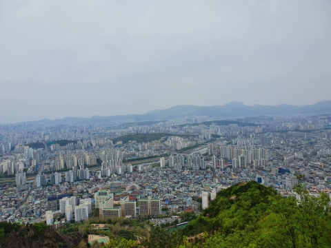 &quot;지하철 뚫고, 아파트 짓고&quot; 변두리 취급받던 중랑구, 변신 가속화