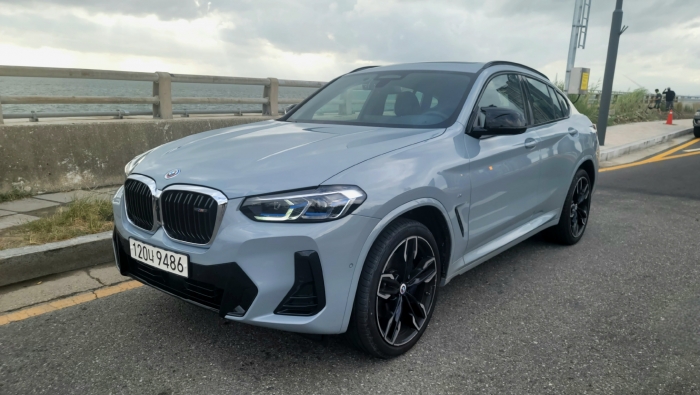 BMW X4 M40i. 사진=정백현 기자