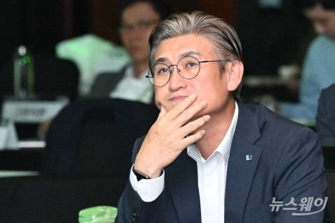 경청하는 박일규 IBK기업은행 디지털그룹 부행장