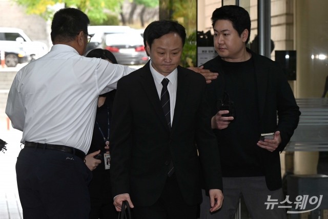 류광진 티몬 대표, 구속 전 피의자 심문  출석