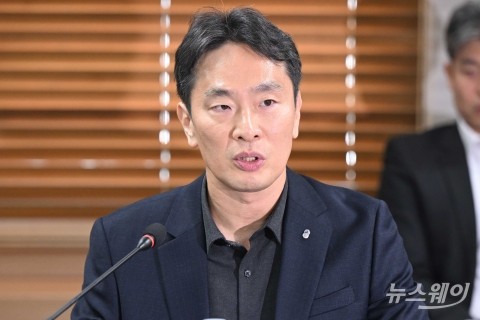 &quot;금리인하 체감 안 돼&quot;···당국 장단 맞추기 지쳐가는 은행들