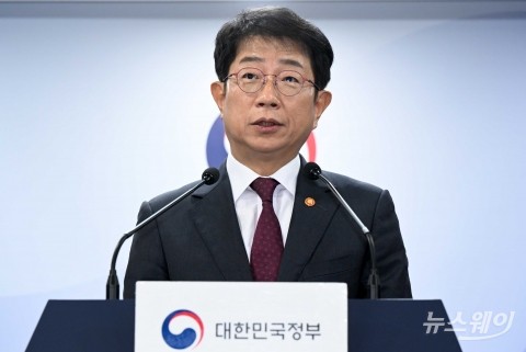 박상우 국토부 장관 &quot;사고 수습·유가족 지원 위해 모든 자원 투입&quot;