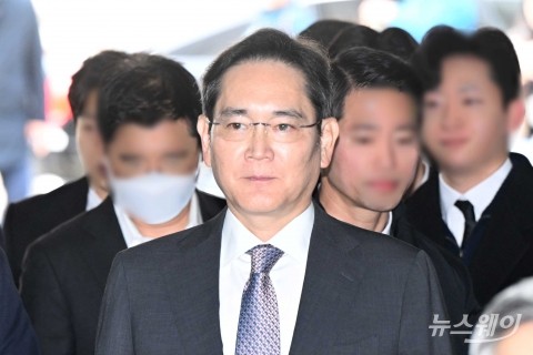 이재용 회장, &quot;삼성 위기 알고 있다···어려운 상황 반드시 극복&quot;