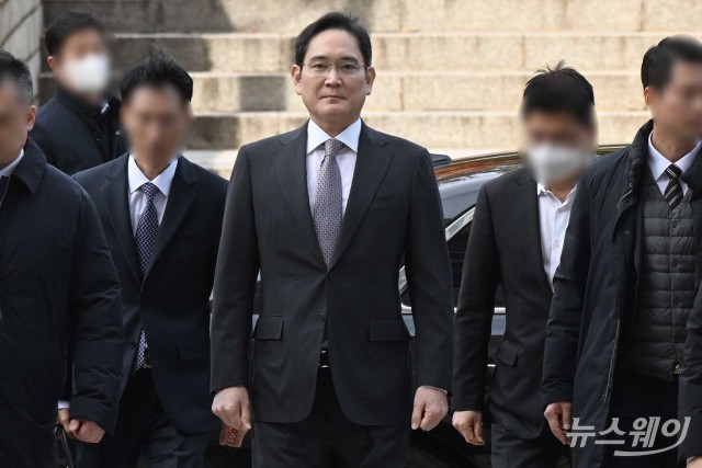 '이재용 재판' 항소심 선고···1심은 전부 무죄