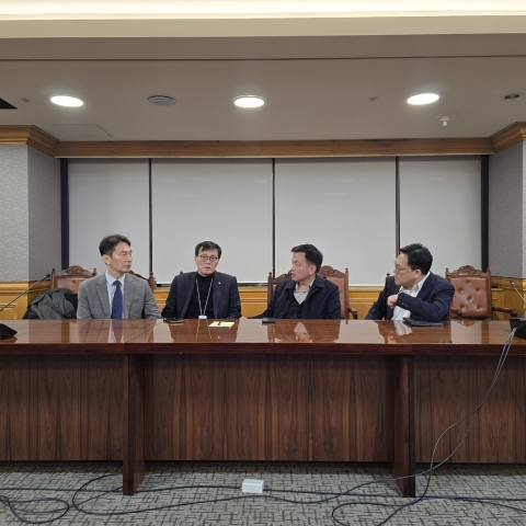 금융사 4일 정상영업 예상···&quot;환율·시장 모니터링 강화&quot;