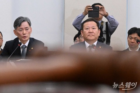 '비상계엄···경찰 병력 동원' 답변하는 조지호 경찰청장