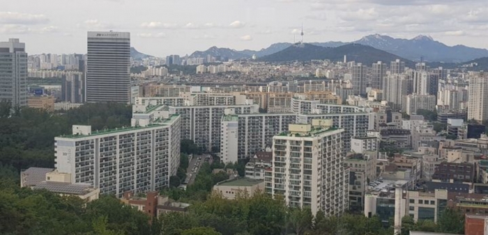 을사년 상반기 부동산시장에 찬바람이 이어질 전망이다. 사진은 서울 내 아파트 단지 전경. 사진=독자제공