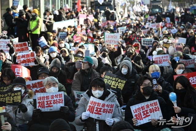 소상공인 "연말 매장 찾아달라"···경제 살리기 호소