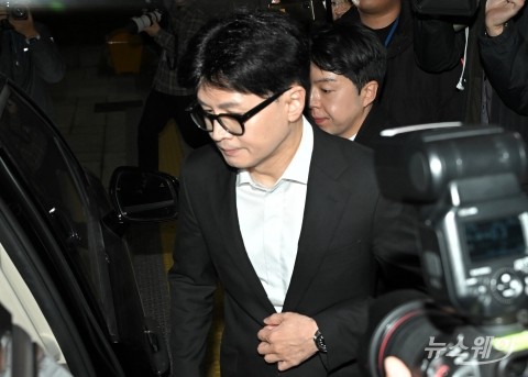 국회 나서는 한동훈 국민의힘 대표