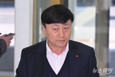 '롯데 사장단회의' 향하는 김진 롯데건설 CM사업본부 대표