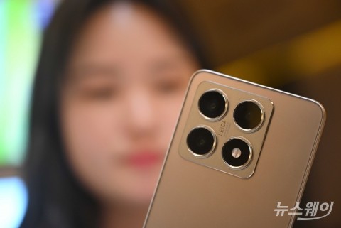 韓 시장 공략 나선 샤오미···라이카 협업한 '14T' 선봬