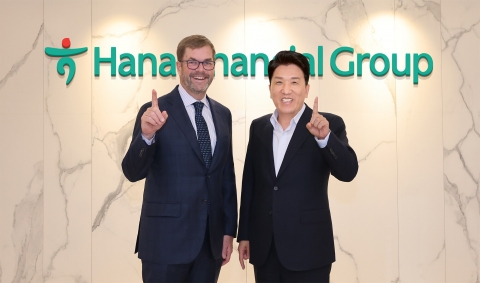 함영주, 베인캐피탈 CEO와 회동···&quot;협업사업 한층 더 강화&quot;