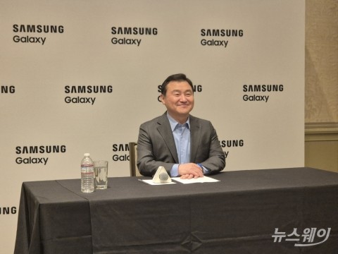 노태문 삼성전자 사장 &quot;S25, 스마트폰 패러다임 바꾼다&quot;
