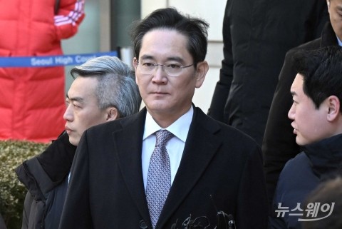 이재용 '사법 족쇄' 풀리나···오늘 '회계부정·부당합병' 의혹 최종 선고