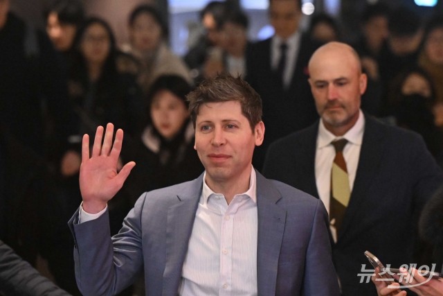 오픈AI, 한국 공식 진출···'민주·국힘' 접촉