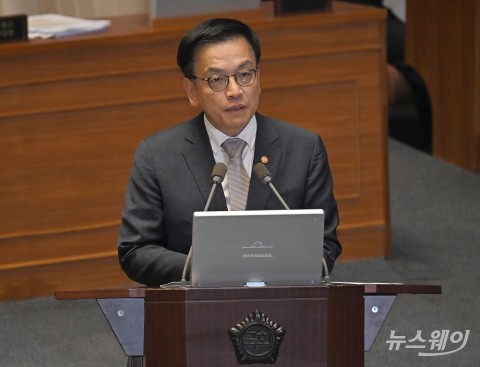 최상목 대행 &quot;가용수단 총동원해 집값 상승 요인 차단&quot;