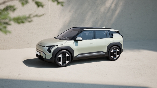 기아 EV3, 車 기자협회 '2025 올해의 차' 선정