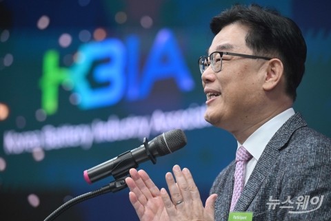 환영사 밝히는 박태성 KBIA 상근부회장