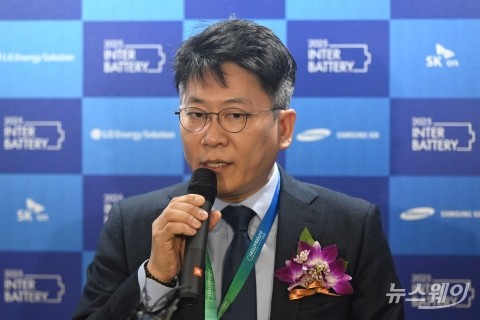 LG엔솔 김동명 &quot;올해 상반기 저점···투자는 효율적으로&quot;