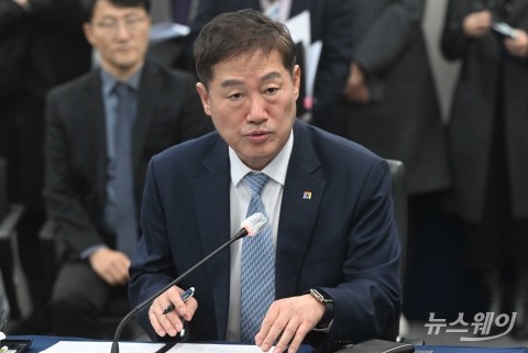 정완규 여신협회장 &quot;국민들에겐 보다 알찬 소비혜택 제공되길&quot;