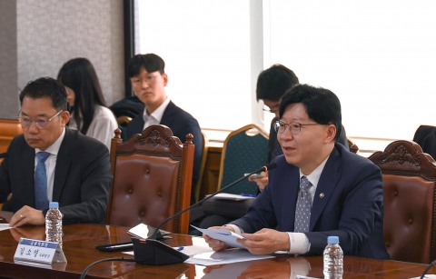 김소영 &quot;경제 질서 빠르게 전환···실물경제 부정적 영향 가능성&quot;