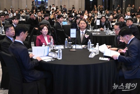 기술사업화 얼라이언스 출범식 찾은 안덕근·민병주·김완기·정만기·강경성·진종욱