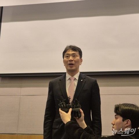 이복현 &quot;삼부토건 주가조작 의혹 조사, 좌고우면 안 해&quot;