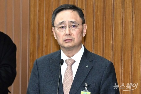금정호 신영증권 사장 &quot;홈플러스 투자적격등급···누가 채권 투자하겠나&quot;