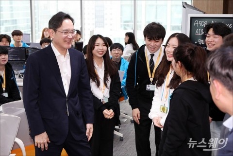 재계, 삼성 이재용 무죄 확정에 &quot;사법리스크 해소 환영&quot;