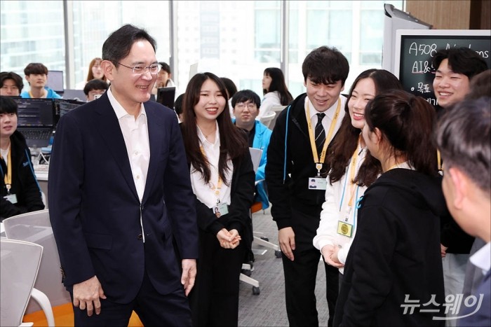 재계, 삼성 이재용 무죄 확정에 "사법리스크 해소 환영"