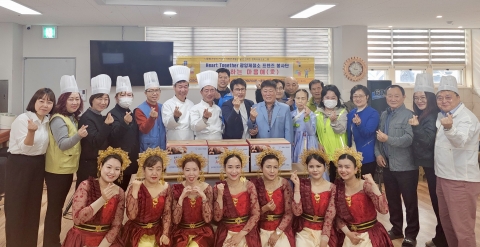 광양제철소 프렌즈 재능봉사단, 치매 어르신 위안공연