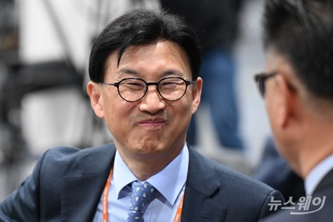 미소짓는 정해린 삼성웰스토리 사장
