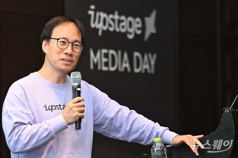 업스테이지 日 AI 시장 정조준··· 김성훈 대표 &quot;현지 기업처럼 노력&quot;