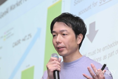 마츠시타 히로유키 &quot;日 AI 솔루션 시장···5년 뒤 17조원 규모로 성장 전망&quot;