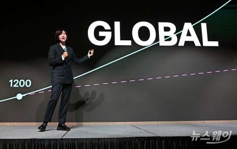 첫 '여성·연임' 이은미 토스뱅크 대표 ···실적·성장 '검증된 리더십'