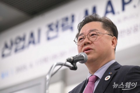 박일준 대한상의 상근부회장 &quot;中 딥시크···韓 제조 AI주도권 뺏기지 않게 민관 총력 대응해야&quot;