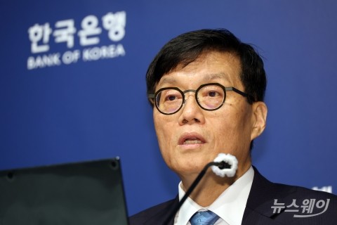 이창용 &quot;韓 관세 문제 해결할 힘 갖춰···공급망 다변화 빨라질 것&quot;