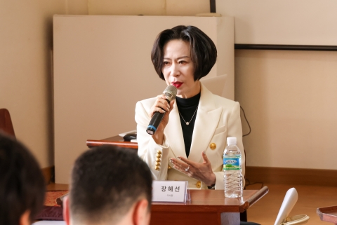 신격호 평전 전시회, 그가 꿈꾼 롯데의 미래