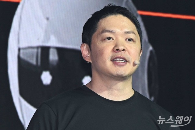 SK네트웍스, 'AI 기업' 변신 착착···'오너가 3세' 최성환 존재감↑