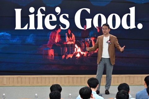 조주완 LG전자 사장 &quot;美 가격 인상 검토···공장 증설은 마지막 수단&quot;