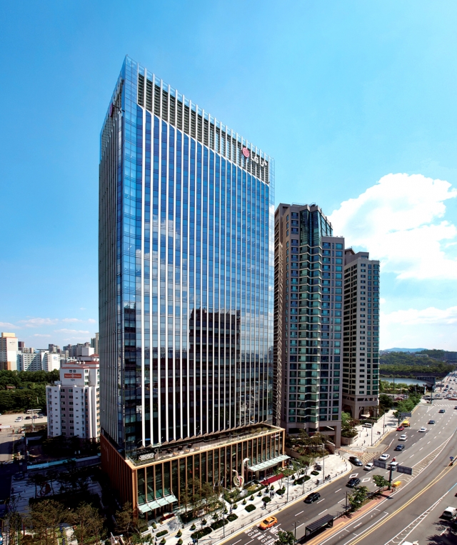 LGU+, 1분기 영업익 2554억원···전년比 15.6% ↑
