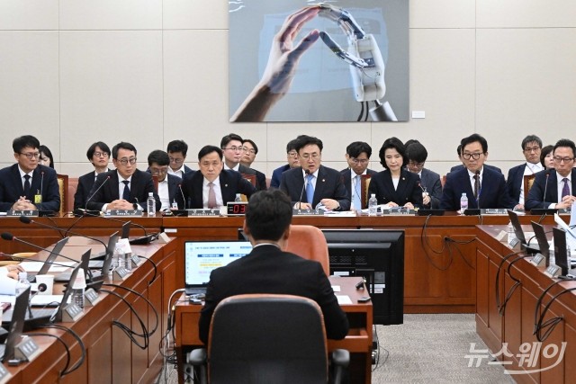 국회 과방위, 'SK텔레콤 유심 해킹' 청문회 개최