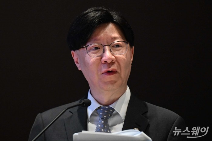 김소영 금융위원회 부위원장이 8일 오후 서울 여의도 한국거래소에서 열린 자본시장 선진화 세미나에서 기조발제를 하고 있다. 사진=강민석 기자 kms@newsway.co.kr