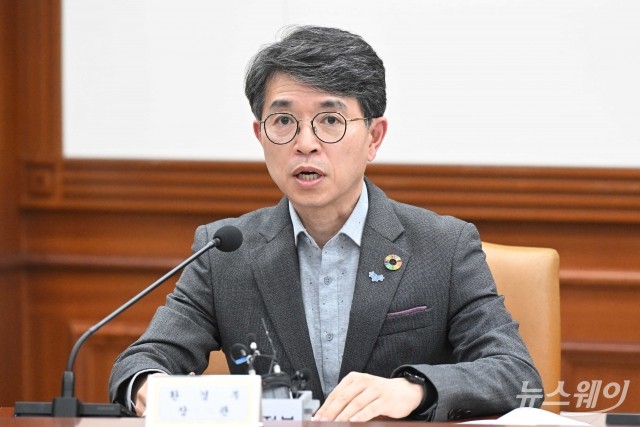 김완섭 환경부 장관, '배터리 순환이용 활성화 방안' 발표