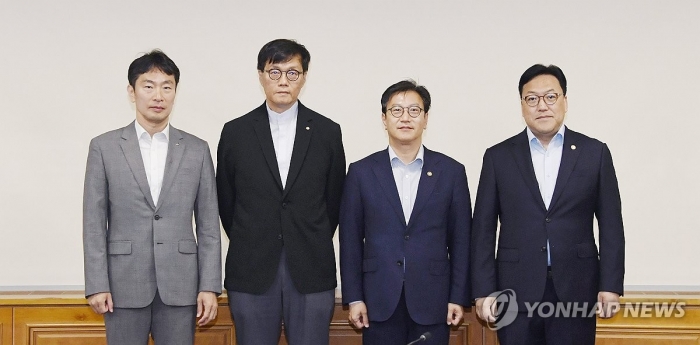 F4회의