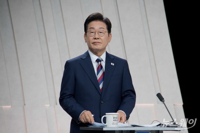 이재명 "추경 35조 이상 편성···지역화폐·소비쿠폰 도입 필요"
