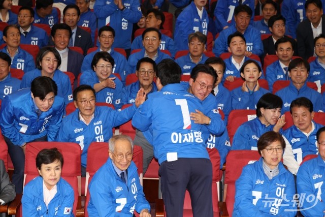 내각 인선 속도···초대 국무총리 김민석 물망