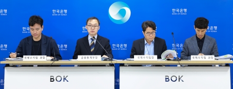 4월 경상수지 57억 달러 흑자···전월 대비 34.4억 달러 감소